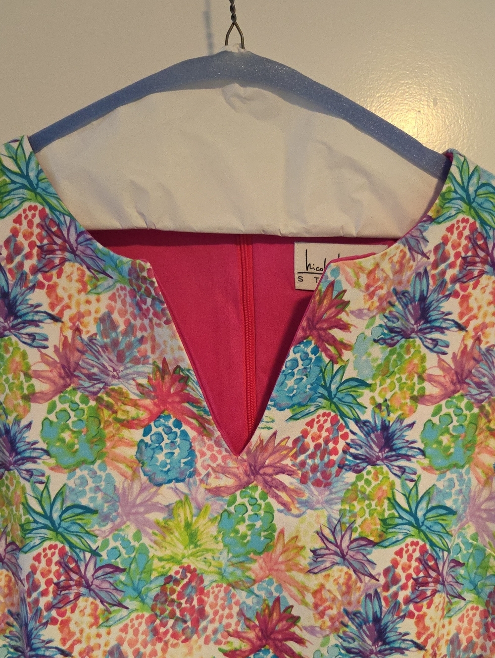 Floral And Pineapple Tropical Print Sleeveless Dress - Picture 2 of 7